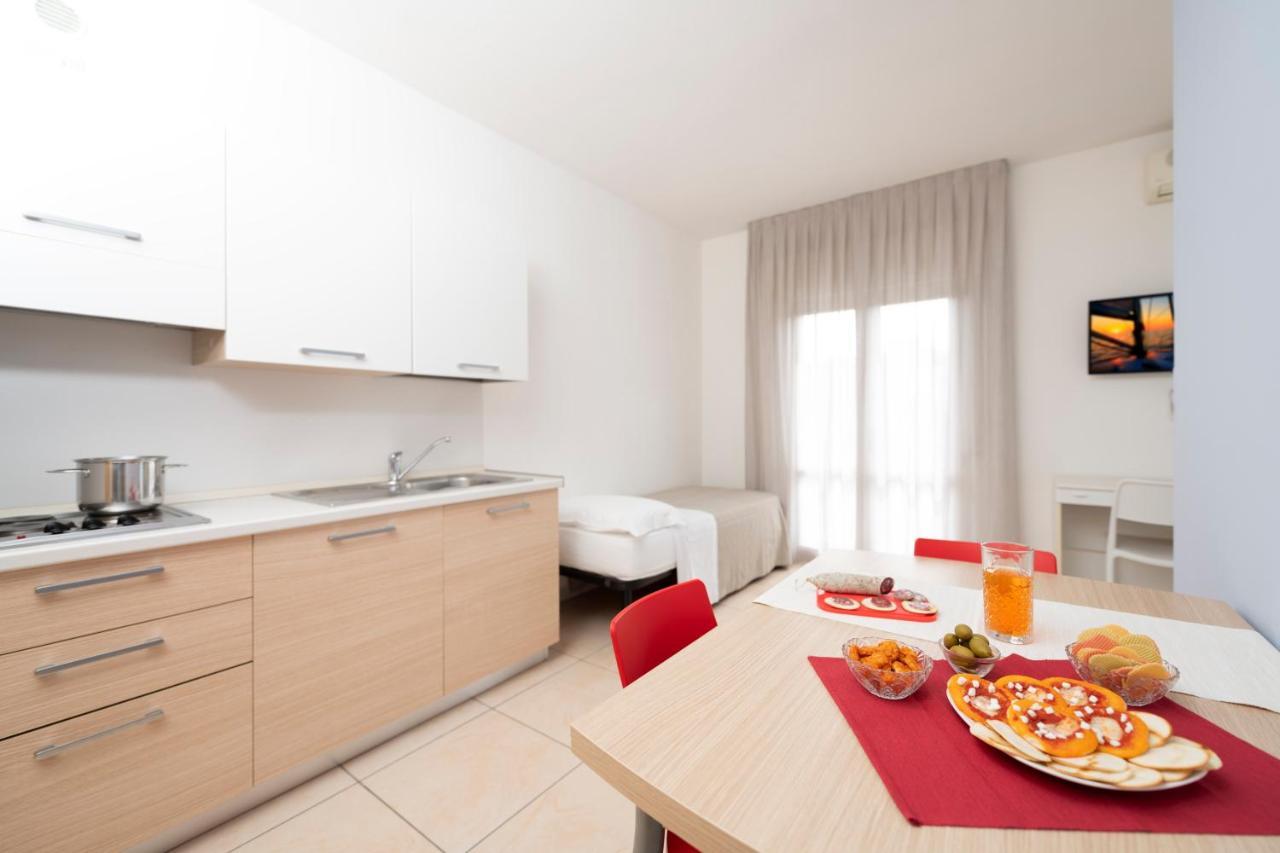 Residence Quadrifoglio Cervia Eksteriør bilde